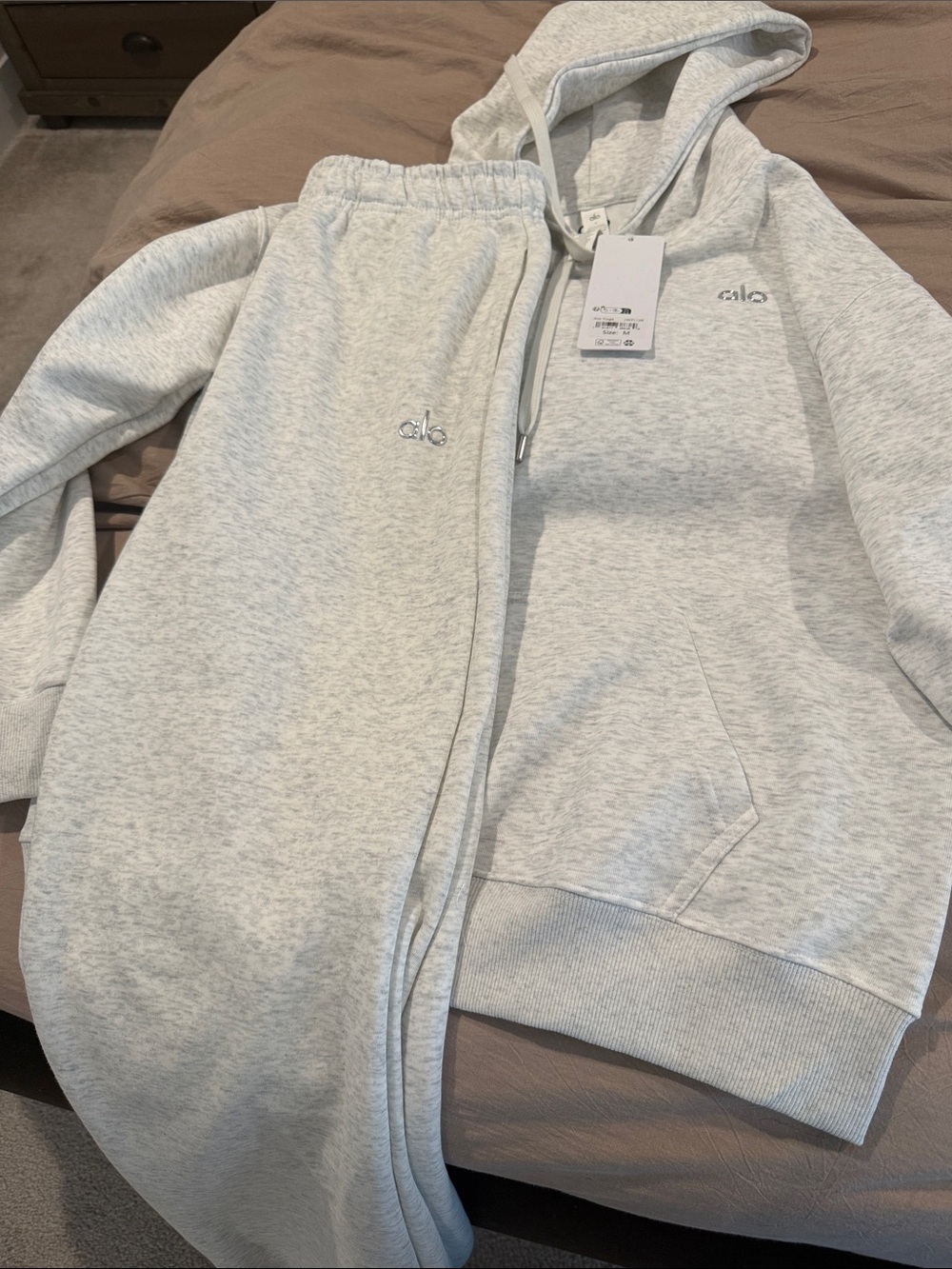 Alo Accolade Gray Hoodie and Joggers -Size Medium NWT